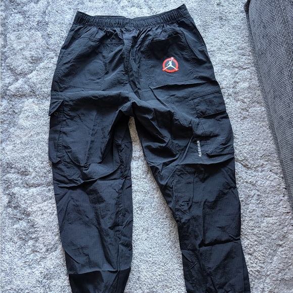 Jordan Men's Black Cargo Pants with Red Accents - Picture 4 of 6